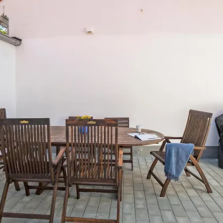 3 Bedroom Amazing In Vakantiehuis *